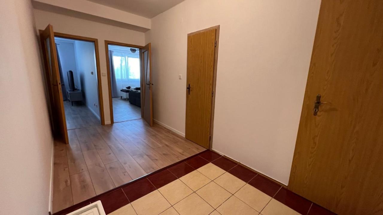 2 Room Apartment, Near Oc Galeria, Petrzalka Pozsony Kültér fotó