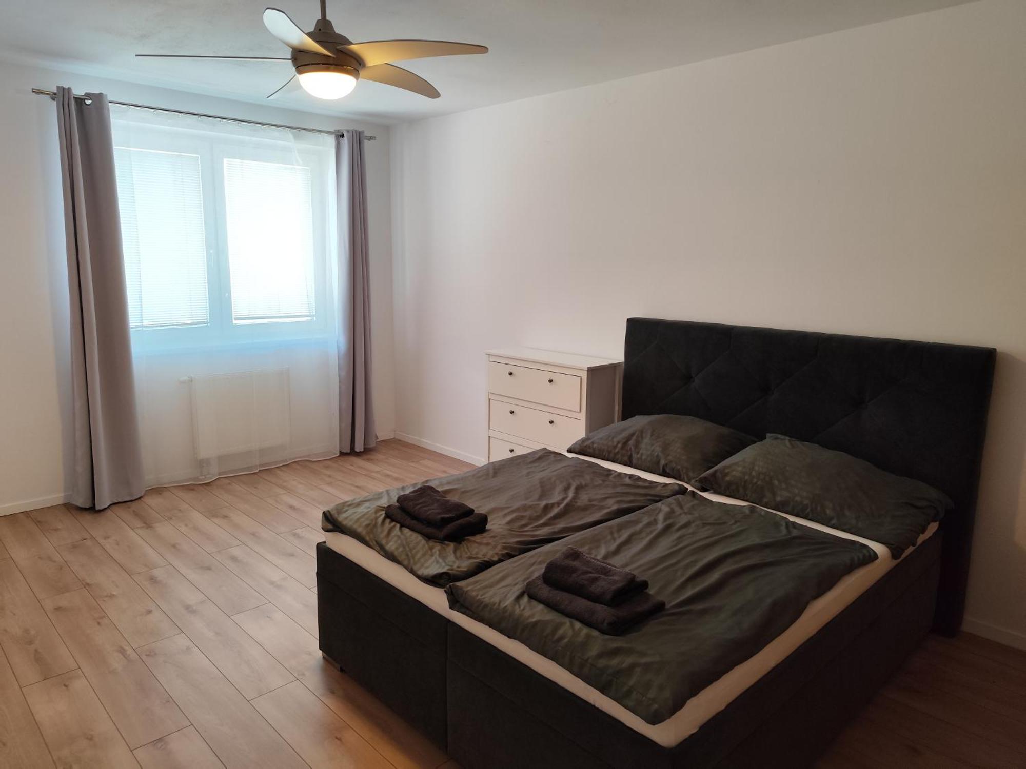2 Room Apartment, Near Oc Galeria, Petrzalka Pozsony Kültér fotó